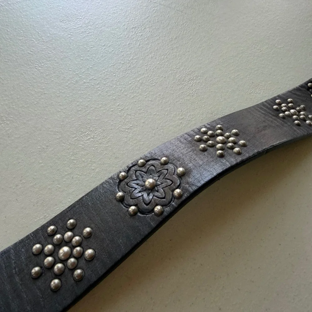 Brighton Women's 36 Black Leather Peace Sign Buckle Studded Belt Boho Hippie Y2K
